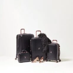 IT Luggage Glitzy - Large (Black) -Travel Luggage Store 17 d816624a cdaf 437f 8ab1 310de62826ce