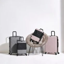 Attuned - Cabin (Charcoal) -Travel Luggage Store 23 f1f3161a 7947 4232 8b9d 9a04a44b21a9