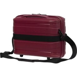 IT Luggage Momentous - Vanity Case (German Red) -Travel Luggage Store 32755 UK15 2886 15GermanredSSBackpanel
