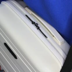 IT Luggage Momentous - Vanity Case (Pumice Stone) -Travel Luggage Store 5 c4a24aa6 fe02 44e7 bc18 199a5bb77b3a