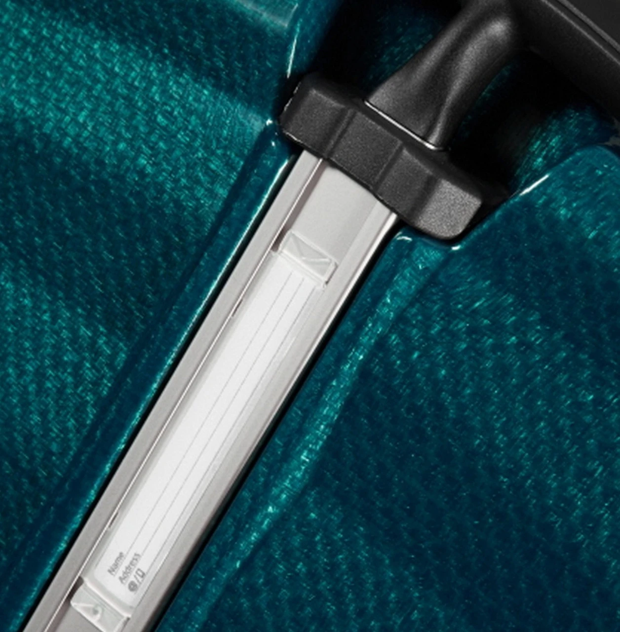 Samsonite Lite-Shock 4 Wheel Medium Suitcase - 69cm 10 Samsonite Lite-Shock 4 Wheel Medium Suitcase - 69cm - Image 8