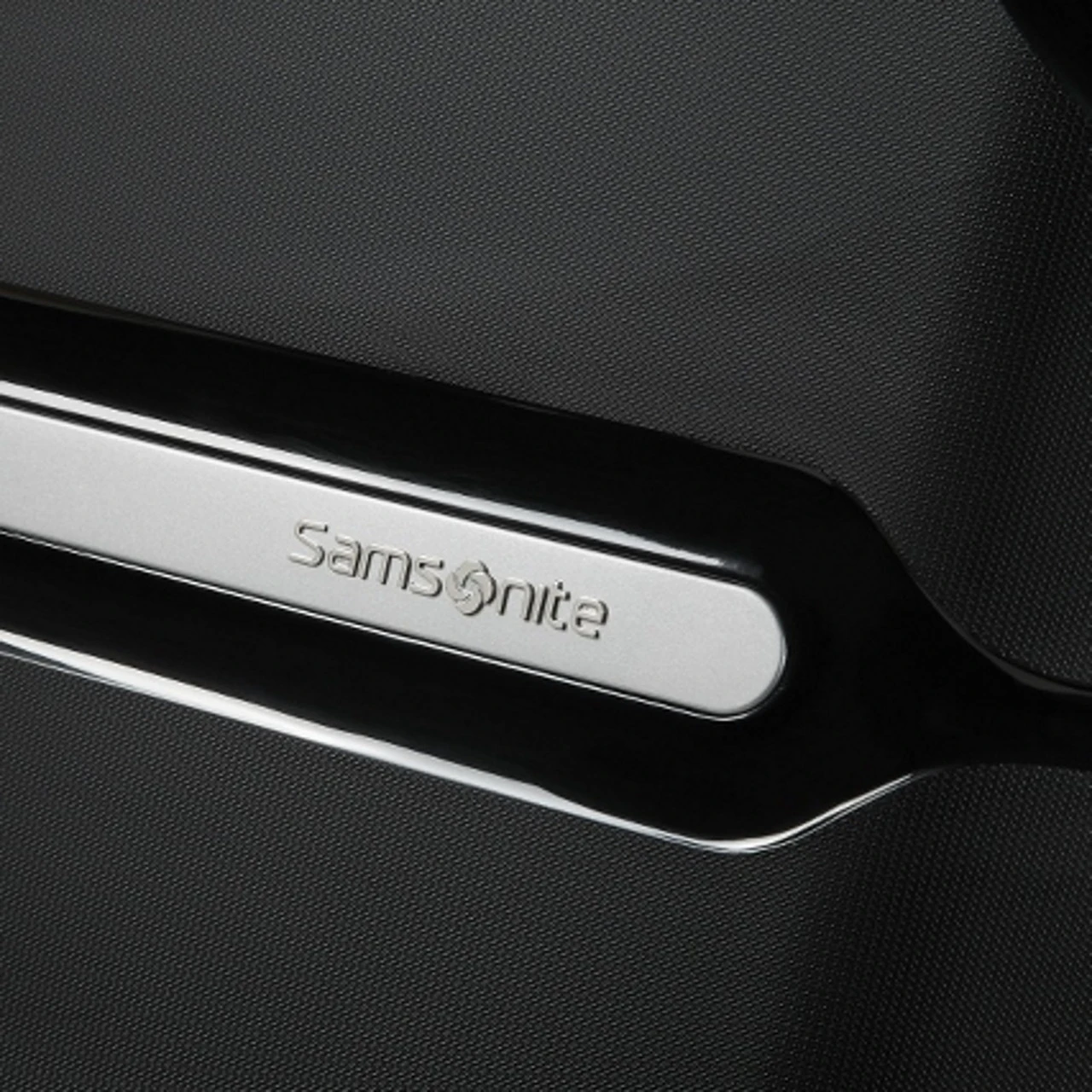 Samsonite Flux 4 Wheel Expandable Suitcase - 81cm 11 Samsonite Flux 4 Wheel Expandable Suitcase - 81cm - Image 10