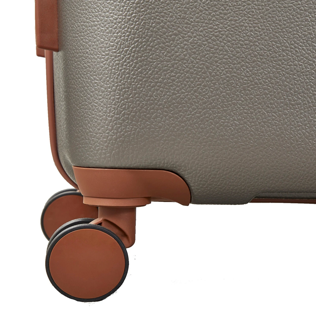 Rock Carnaby 4 Wheel Exp Cabin Suitcase - 56cm 22 Rock Carnaby 4 Wheel Exp Cabin Suitcase - 56cm - Image 20