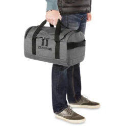 Dakine EQ 25L Duffle Bag - 43cm -Travel Luggage Store bw d10002933 1200 4 57950.1682695134
